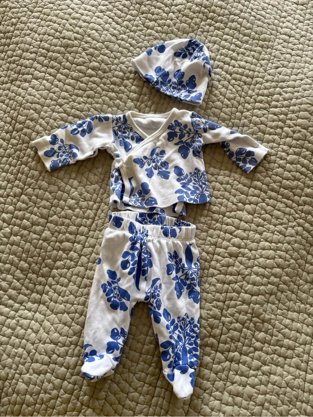 Lewis Newborn Set